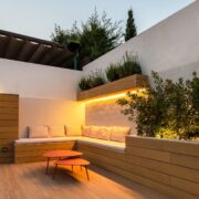 Interior y exterior unidos por la naturaleza